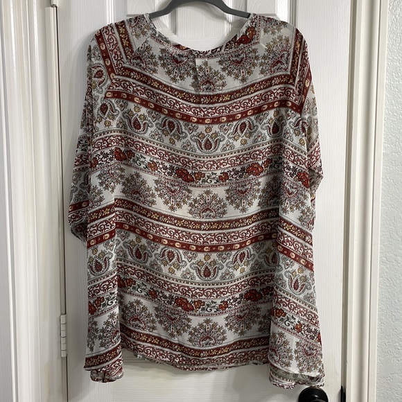 Paisley Print Tunic Style Top - Picture 2 of 4